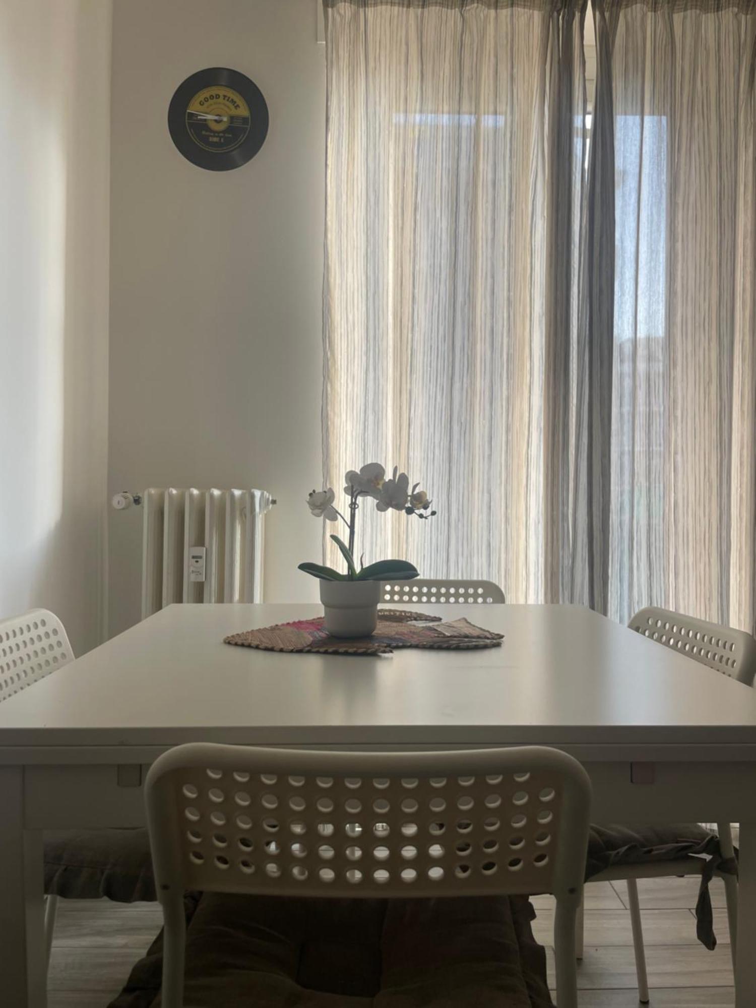 Gardone Apartment - Ampio Appartamento Con 2 Camere Da Letto - Comodo Per Duomo! Mediolan Zewnętrze zdjęcie