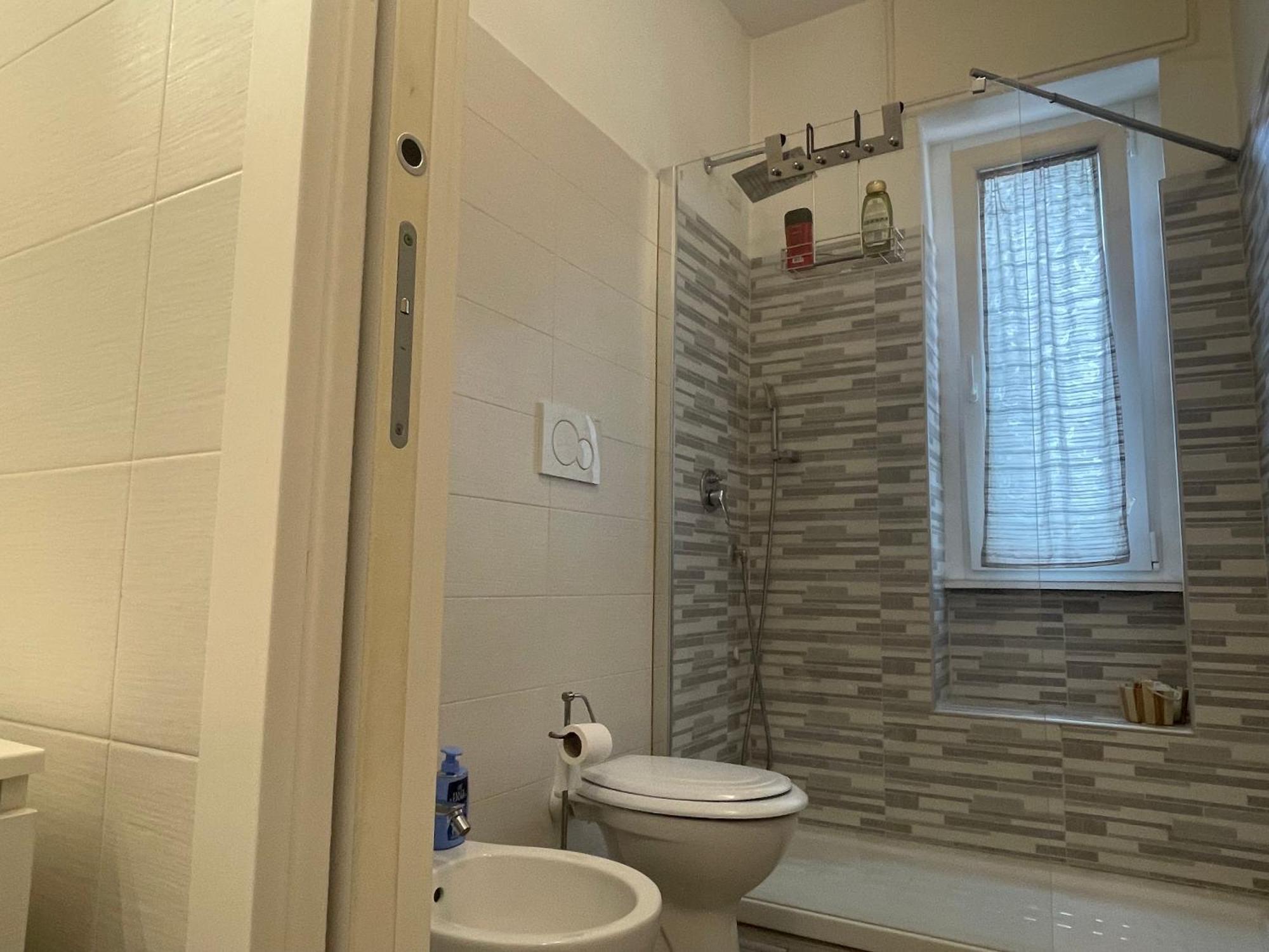 Gardone Apartment - Ampio Appartamento Con 2 Camere Da Letto - Comodo Per Duomo! Mediolan Zewnętrze zdjęcie